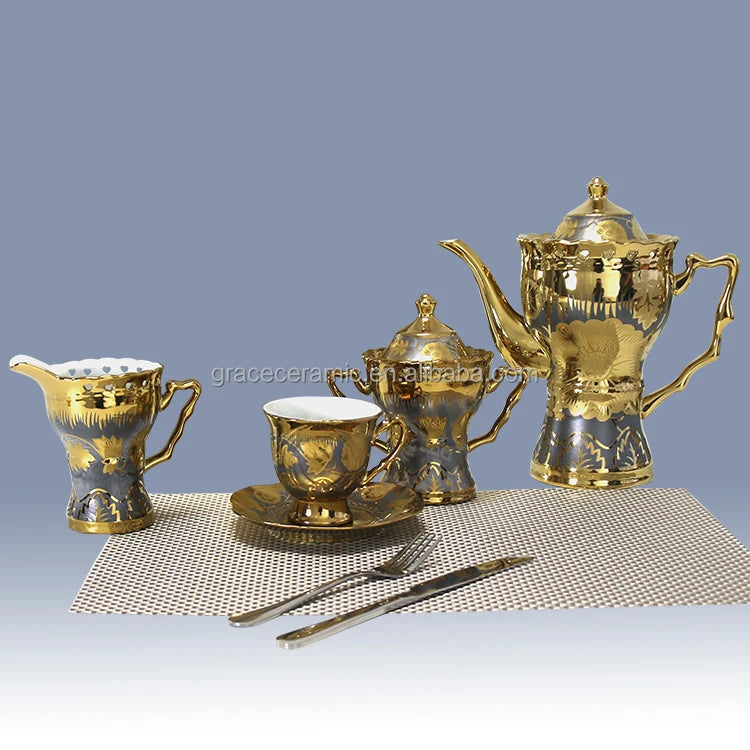 Hot Selling Home Restaurant Ceramic Pakistan Dubai Dinnerware Set 84 Pieces Fine Porcelain Dinner Set With Gold Plated Design