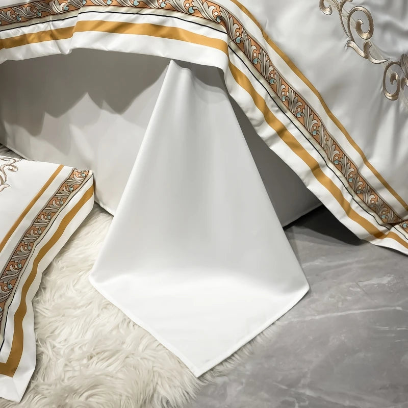 European Style Gold Edge Embroidered Bedding Set Luxury White Satin Cotton Duvet Cover Bed Sheets Pillowcases King Queen Size