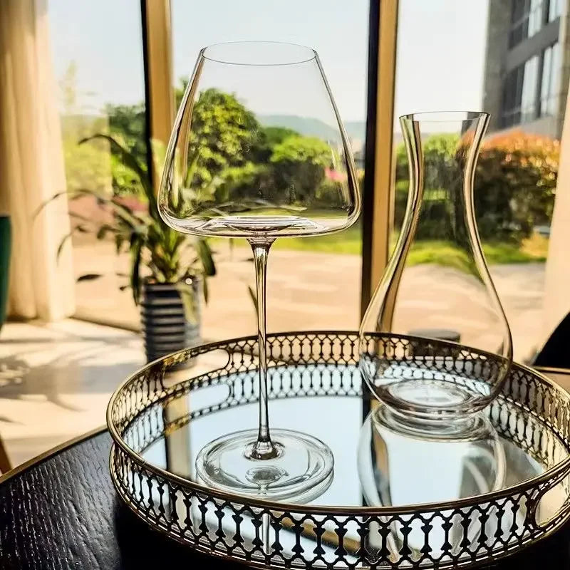 720ml Crystal Burgundy Wine Glass Stemware, Luxury Modern Fluted Design, Dishwasher Safe Elegant Home Use Gift for Wine Tasting