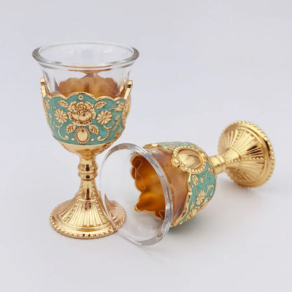 Set of 2 Vintage Wine Goblet Palace Style Retro Metal Embossed Wine Cup Palace Toasting Glasses For Home Offices Kitchen Wedding