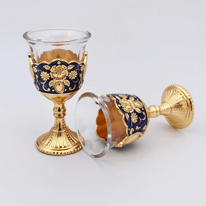 Set of 2 Vintage Wine Goblet Palace Style Retro Metal Embossed Wine Cup Palace Toasting Glasses For Home Offices Kitchen Wedding