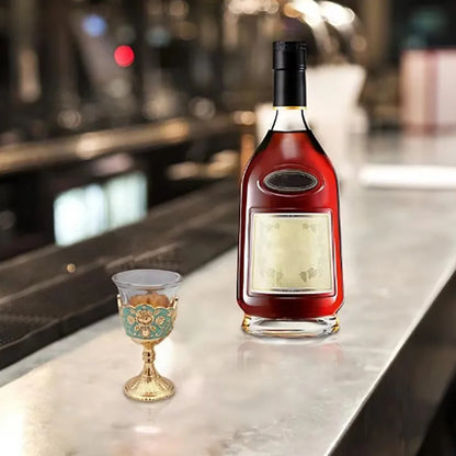 Set of 2 Vintage Wine Goblet Palace Style Retro Metal Embossed Wine Cup Palace Toasting Glasses For Home Offices Kitchen Wedding