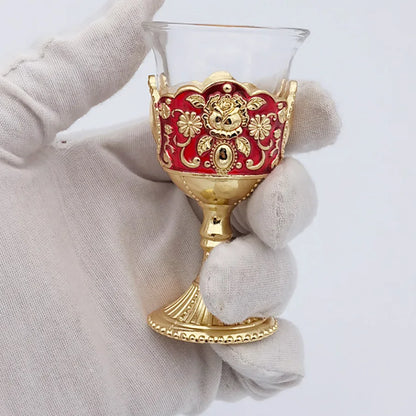 Set of 2 Vintage Wine Goblet Palace Style Retro Metal Embossed Wine Cup Palace Toasting Glasses For Home Offices Kitchen Wedding