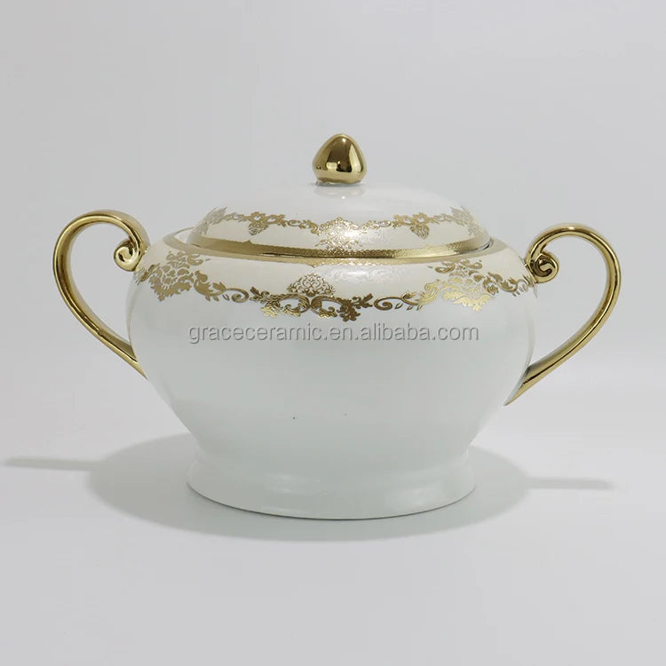 24k Gold Dinnerware Ceramic Luxury Personalized Desgin Embossed Fine Porcelain China Dubai 81pcs Dinner Set for 8 Persons